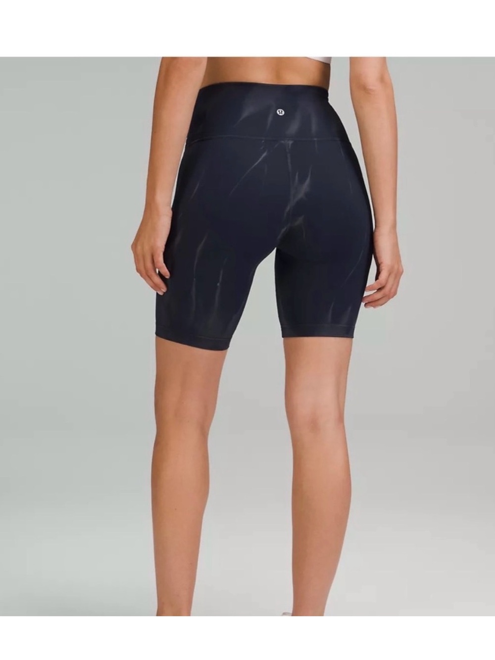 lululemon athletica wonder  train 8’ Bike Shorts - fade blue